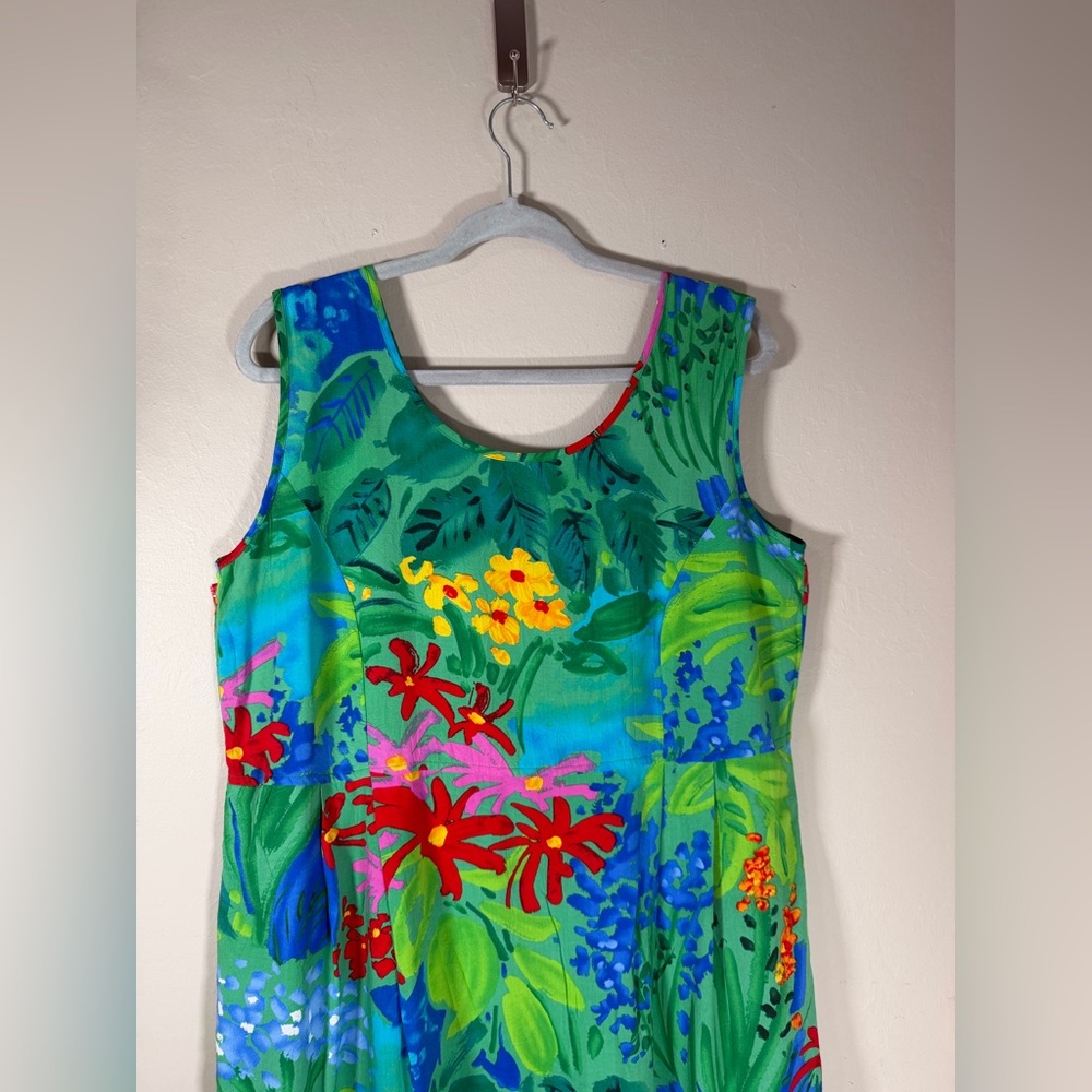 Vibrant Floral Midi Dress - Green and Red - Picture 6 of 11